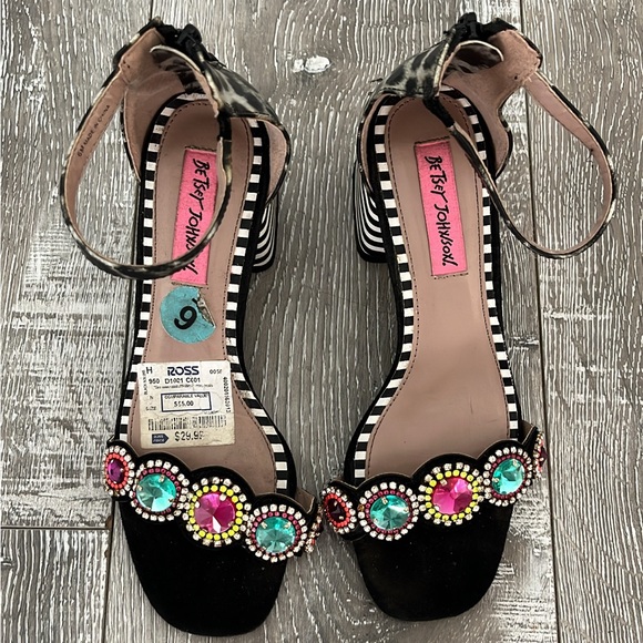 Betsey Johnson Sandals - Picture 2 of 3